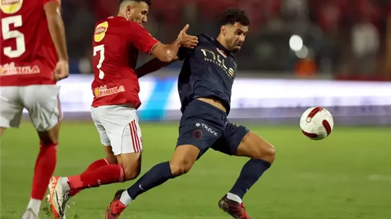 موعد القمة المرتقبة بين قطبي الكرة المصرية الأهلي والزمالك في الدوري